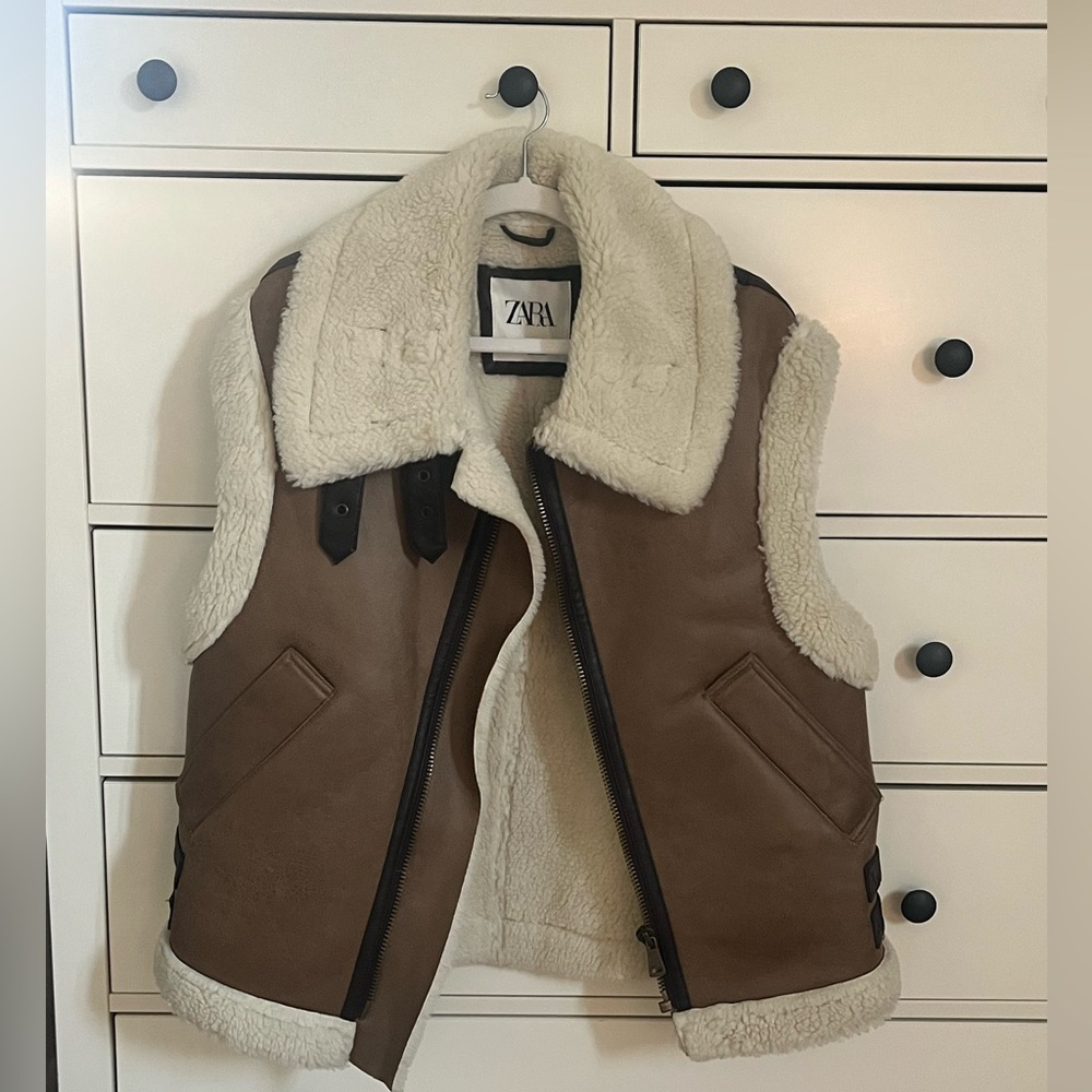 Zara taupe & brown Shearling Vest